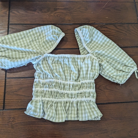 Handmade Smocked Light Green White Summer Gingham Cottagecore Puff sleeve blouse - Picture 5 of 7